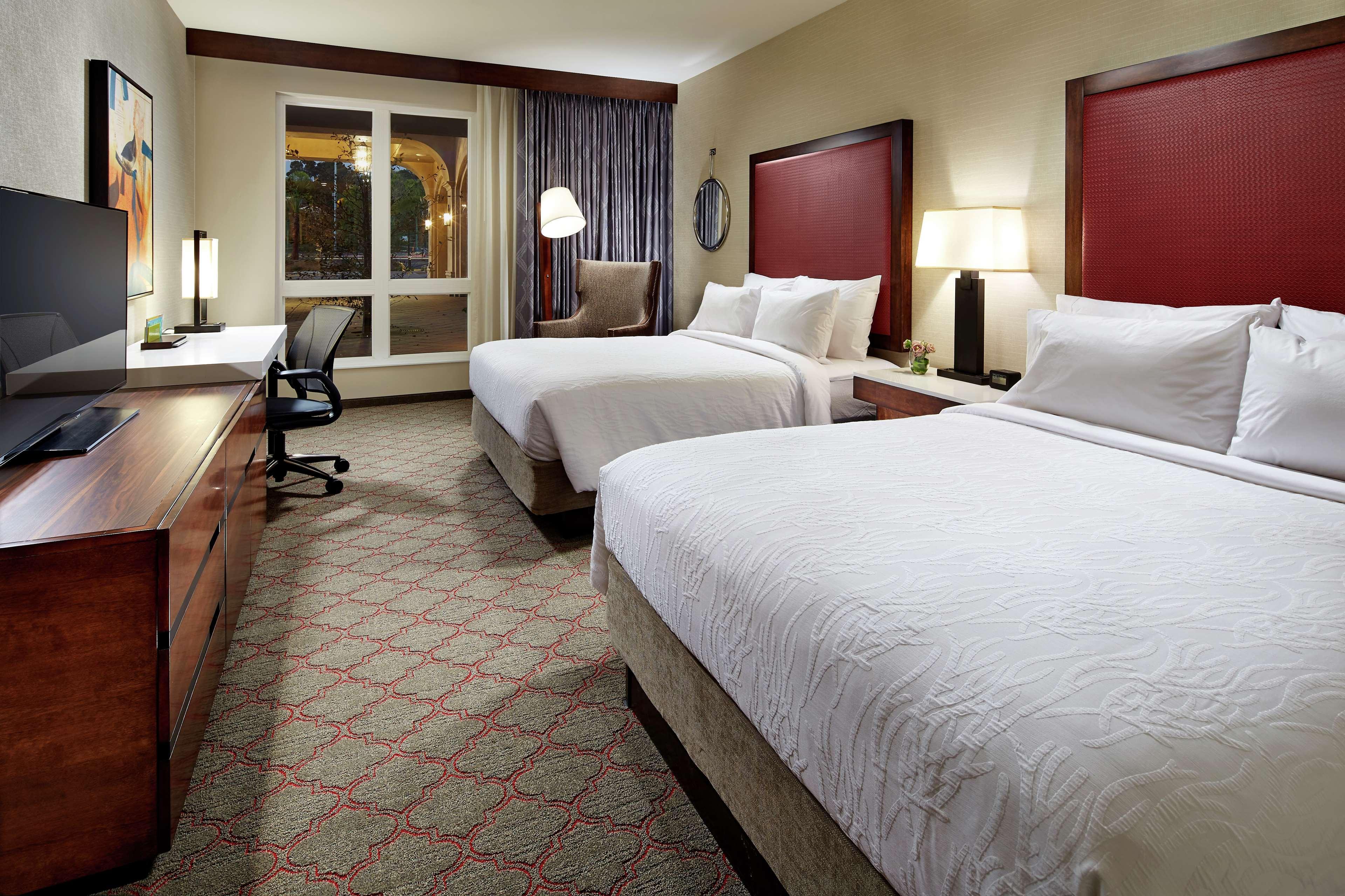Hilton Garden Inn San Diego Old Town/Sea World Area Bagian luar foto