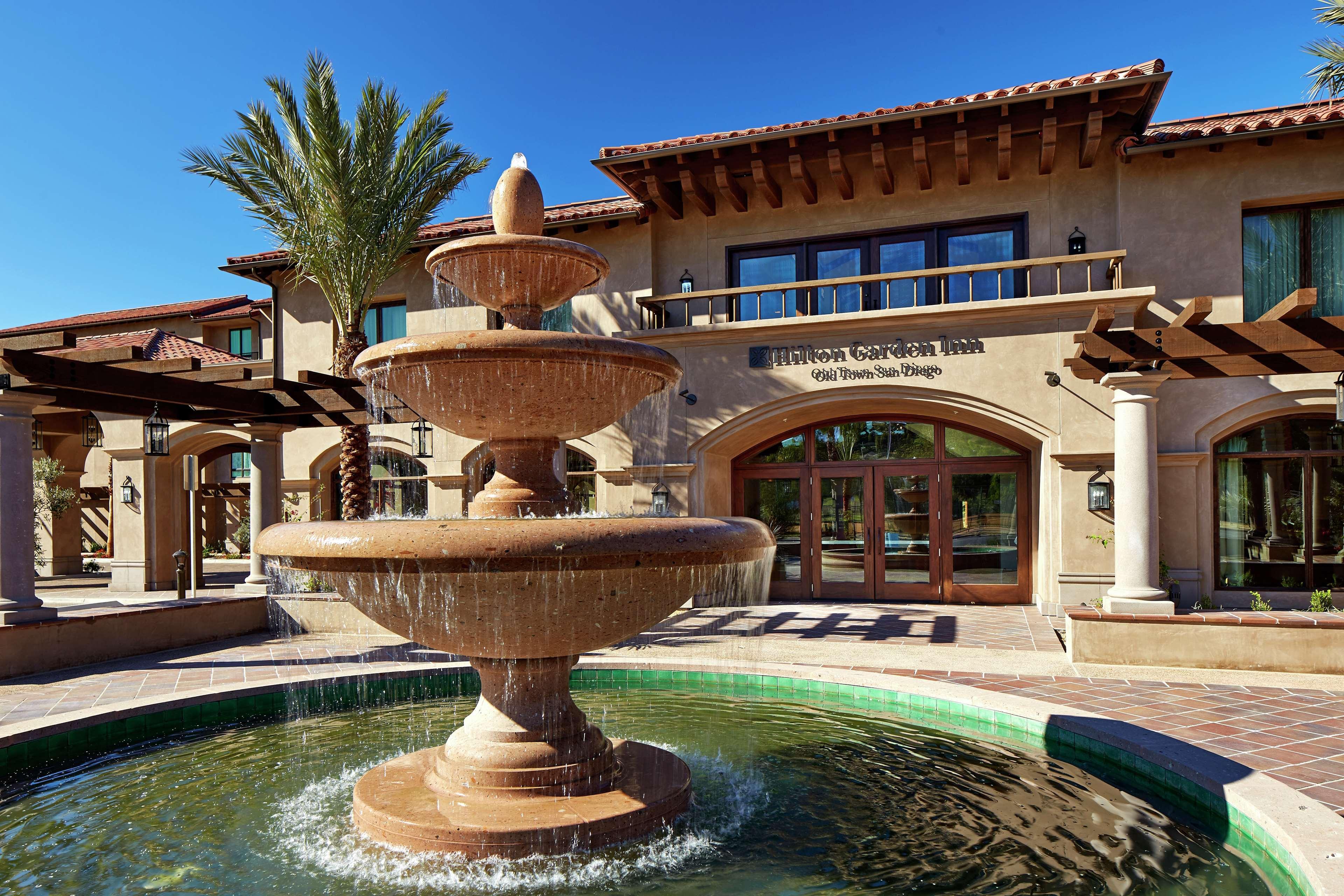 Hilton Garden Inn San Diego Old Town/Sea World Area Bagian luar foto